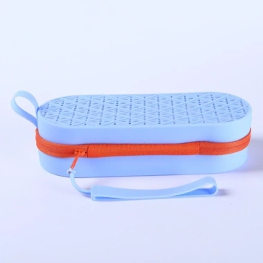 Hộp đựng kính bơi và kính cận silicone cao cấp, lỗ thoát nước, tay cầm, giá 95.148₫ 9