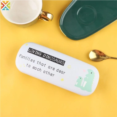 Hộp Đựng Kính Mát Họa Tiết Hoạt Hình Dễ Thương - Ốp Bảo Vệ, Giá Ưu Đãi 52.134₫ 5