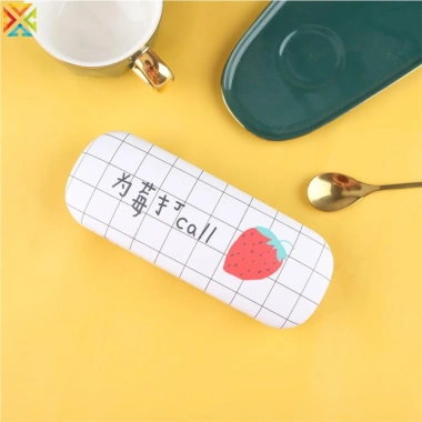 Hộp Đựng Kính Mát Họa Tiết Hoạt Hình Dễ Thương - Ốp Bảo Vệ, Giá Ưu Đãi 52.134₫ 8