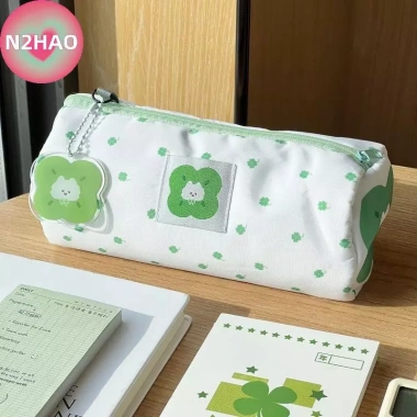 Hộp đựng mỹ phẩm & văn phòng N2HAO dung tích lớn, thiết kế cỏ ba lá mèo con, giá 36.072₫ 2 Hộp đựng mỹ phẩm & văn phòng N2HAO dung tích lớn, thiết kế cỏ ba lá mèo con, giá 36.072₫ 2