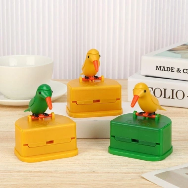 Hộp đựng tăm NAMSHEVA Hummingbird nhựa dễ thương - sinh động, giá 55.620 VND