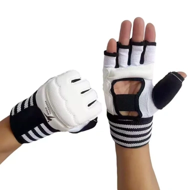 Hộp găng tay đấm bốc nam nữ phù hợp MMA, Sanda, Taekwondo - Giá chỉ 186.636₫