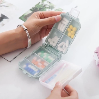 Hộp khay 7 ngăn đựng thuốc & trang sức, màu lúa mạch, nắp nhựa chống thấm - 19.000đ