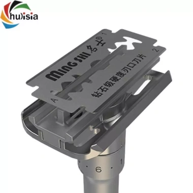 Hợp kim kẽm tay cầm ngắn hạng nặng hai cạnh an toàn +5 cho nam 10,5x5cm - 193.600₫