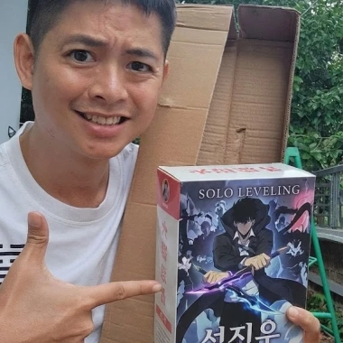 Hộp mô hình gỗ Sung Jin Woo SOLO LEVELING - Đế kèm - Độc đáo, sang trọng | Baystore