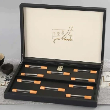 Hộp ống sang trọng đựng đông trùng hạ thảo Tây Tạng & Bhutan - 250.000đ