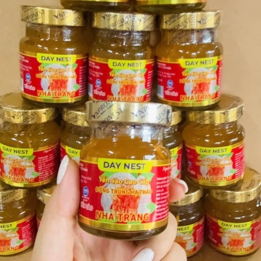 Hộp quà tặng 10 hũ yến sào mix vị 35% yến tươi Nha Trang Day Nest - Giá ưu đãi 375.000đ 2 Hộp quà tặng 10 hũ yến sào mix vị 35% yến tươi Nha Trang Day Nest - Giá ưu đãi 375.000đ 2