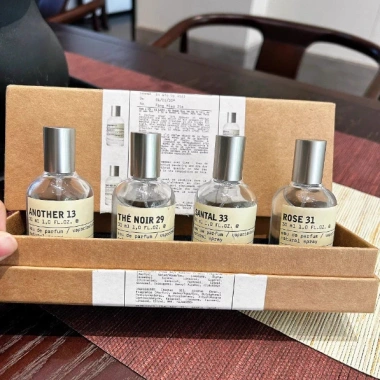 Hộp quà tặng Byredo 4 hương thơm gỗ nữ 30ml (13/29/31/33) - Giá 547.800 VNĐ