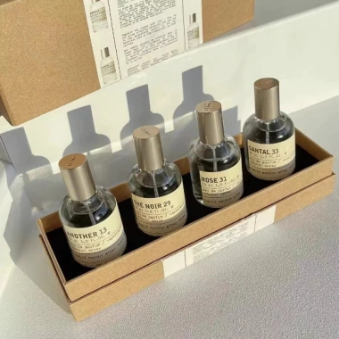 Hộp quà tặng Byredo 4 hương thơm gỗ nữ 30ml (13/29/31/33) - Giá 547.800 VNĐ
