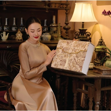 Hộp quà tặng Hoàng Tưộc 29x36x10 - Gấm Vóc Lụa TETTA, Cao cấp sang trọng, giá 215k 4