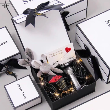 Hộp Quà Tặng Sinh Nhật và Valentine 30x20x11cm - Giấy Rơm Sang Trọng Kèm Túi Giấy