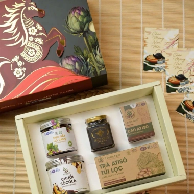 Hộp Quà Tết Atisô Hữu Cơ LArti's Farm Combo 9 - Cao Atisô, Mật Ong, Nho Sấy, Trà Atisô, Chuối Sôcôla - 652k