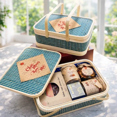 Hộp Quà Tết Đà Lạt 2.026 Sang Trọng, Giá Rẻ, Ngon Lạ - Chỉ 333.000 VND