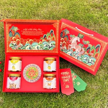Hộp Quà Tết Ngọ Niên Hồng Phúc 3 – Quà Biếu Ý Nghĩa Cho Gia Đình, Đối Tác 523.000₫ 2