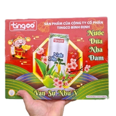 Hộp Quà Tết Nước Dừa Nha Đam Tinggo Gắng Kết Yêu Thương 5L 350ml + Túi Sách Đậm Đà 7