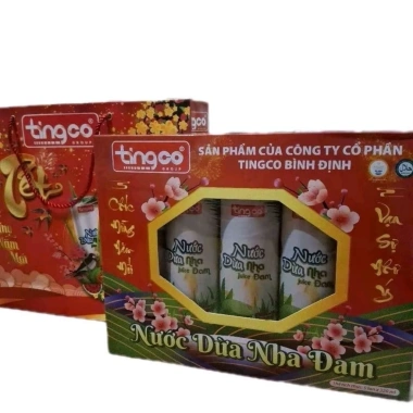 Hộp Quà Tết Nước Dừa Nha Đam Tinggo Gắng Kết Yêu Thương 5L 350ml + Túi Sách Đậm Đà 8