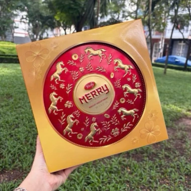 Hộp quà Tết Richy Merry Nhật Bản Thập Cẩm 270g - Giá ưu đãi 149.000đ