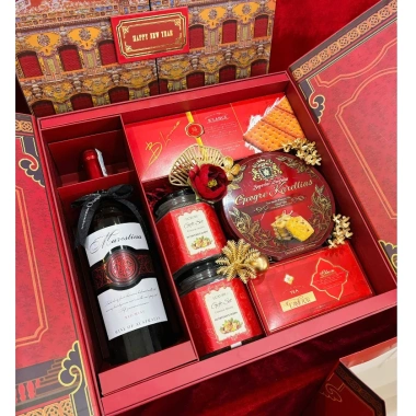 Hộp Quà Tết Thanh An - Set bánh kẹo nhập khẩu, giảm giá 950k Moonna
