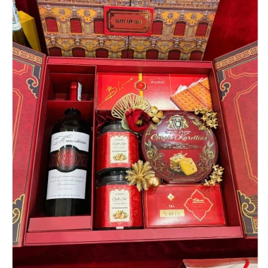 Hộp Quà Tết Thanh An - Set bánh kẹo nhập khẩu, giảm giá 950k Moonna