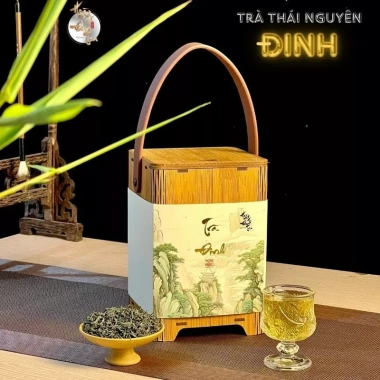 Hộp Trà Đinh Thái Nguyên Thượng Hạng Tân Cương - Bộ Quà Biếu Tặng Cao Cấp, Hộp Gỗ Chè Xanh, Giá 494.000đ