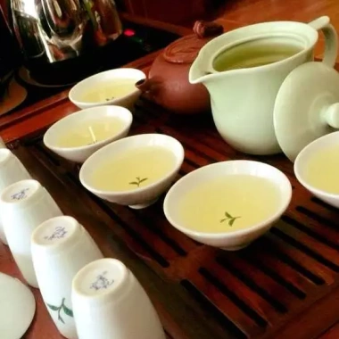 Hộp Trà Ôlong Mộc Sơn 100g Nguyên Chất: Hậu Vị Ngọt, Quà Tết Đặc Biệt 44.500 VND 3