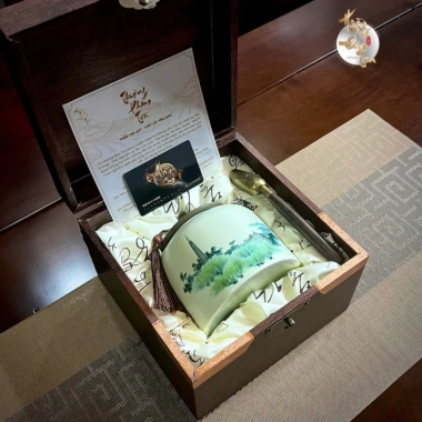 Hộp Trà Shan Tuyết và Thái Nguyên Thượng Hạng 165gr Bảo Trầm Linh Hương Hộp Gỗ Quà Tặng Cao Cấp 4 Hộp Trà Shan Tuyết và Thái Nguyên Thượng Hạng 165gr Bảo Trầm Linh Hương Hộp Gỗ Quà Tặng Cao Cấp 4