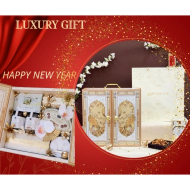 Hộp Trắng Hoàng Gia sang trọng Quà Tết Xuân 2.026 Bính Ngọ Hạt thơm ngon Giá ưu đãi 850.000 VNĐ