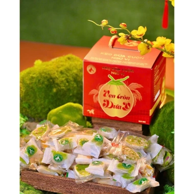 Hộp Vẹn Tròn Dứa Ý 1kg Kẹo Dừa Cuộn Ngũ Vị Giá ưu đãi 220k Tết 2.026
