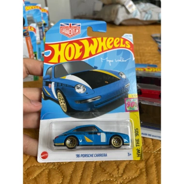 Hotwheels 2.024 Porsche 911 Carrera - mô hình ô tô chi tiết, giá ưu đãi 99.000 VND