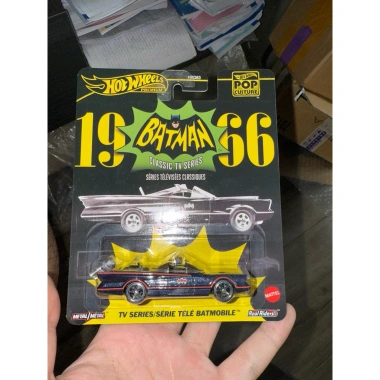 Hotwheels Premium Batmobile mô hình ô tô - Giá chỉ 229.000 VNĐ, giảm 64.120 2