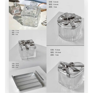 Hũ Đựng Mứt Tết Thủy Tinh Kèm Khay Kim Loại - Đĩa Trái Cây Có Nắp BK49 265.000 10 Hũ Đựng Mứt Tết Thủy Tinh Kèm Khay Kim Loại - Đĩa Trái Cây Có Nắp BK49 265.000 10