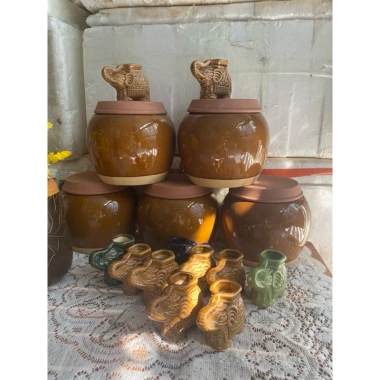Hũ lọ đựng tăm hình con voi gốm sứ - Thiết kế đáng yêu, giá chỉ 30.000₫ 2 Hũ lọ đựng tăm hình con voi gốm sứ - Thiết kế đáng yêu, giá chỉ 30.000₫ 2