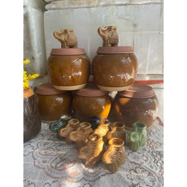 Hũ lọ đựng tăm hình con voi gốm sứ - Thiết kế đáng yêu, giá chỉ 30.000₫ 5 Hũ lọ đựng tăm hình con voi gốm sứ - Thiết kế đáng yêu, giá chỉ 30.000₫ 5