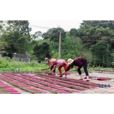Hương Bài Yên Cát 42cm Hộp Chữ Nhật Nhang Bài - Hương Tết Cổ Truyền Thủ Công 90k
