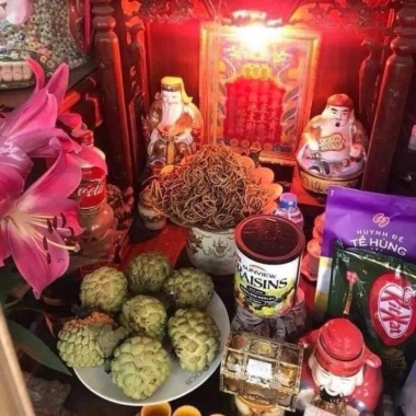 Hương Nhang Tài Lộc Thái Lan Xoăn Thần Tài 79 Cây - Chỉ 29.500₫, giảm từ 36.580₫ 4 Hương Nhang Tài Lộc Thái Lan Xoăn Thần Tài 79 Cây - Chỉ 29.500₫, giảm từ 36.580₫ 4