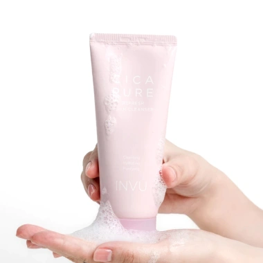 INVU Sữa Rửa Mặt Tạo Bọt Cica cho Da Nhạy Cảm - Làm Sạch Nhẹ, Giá 299k