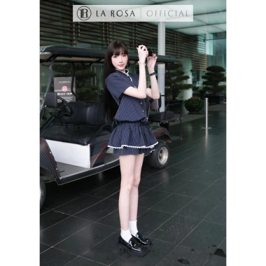 Jumpsuit La Rosa Cổ chữ Ren Đính Nơ, Túi Lớn, Sơ mi Kẻ sọc Siêu Xinh - Giá 770.000₫ 3