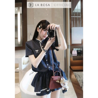 Jumpsuit La Rosa Cổ chữ Ren Đính Nơ, Túi Lớn, Sơ mi Kẻ sọc Siêu Xinh - Giá 770.000₫ 6
