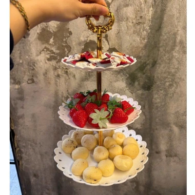Kệ Bánh 3 Tầng Tháo Rời Khay Đựng Mứt Kẹo Sang Trọng Giá Ưu Đãi 69.000₫ 4 Kệ Bánh 3 Tầng Tháo Rời Khay Đựng Mứt Kẹo Sang Trọng Giá Ưu Đãi 69.000₫ 4