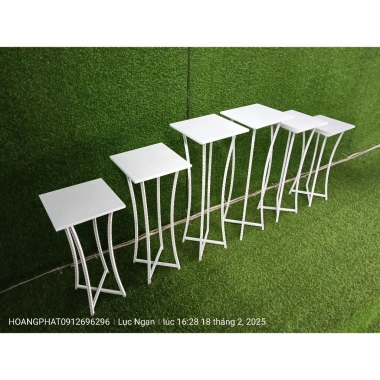 Kệ để tráp lễ đa năng, thiết kế hiện đại, chịu lực cao - Giá 250.000đ (giảm từ 317.500đ) 3 Kệ để tráp lễ đa năng, thiết kế hiện đại, chịu lực cao - Giá 250.000đ (giảm từ 317.500đ) 3