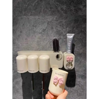 Kệ nhả kem Đánh răng tự động UFORU - Bộ treo, cốc dán tường, đựng bàn chải nhà tắm, chỉ 149.000 VND