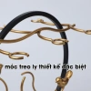 Kệ rượu vang sang trọng với 6 móc ly kim loại mạ vàng, đế vân đá - giảm giá 300.000₫ 5