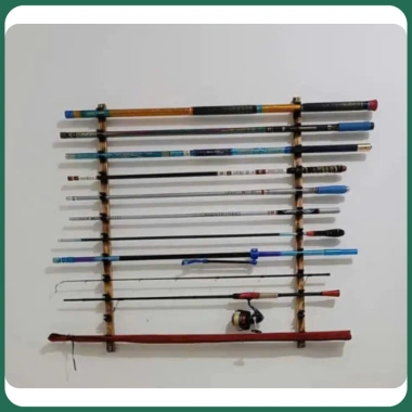Kệ treo cần câu gỗ 12 móc – Tiết kiệm, chắc chắn, giá ưu đãi 270.000đ