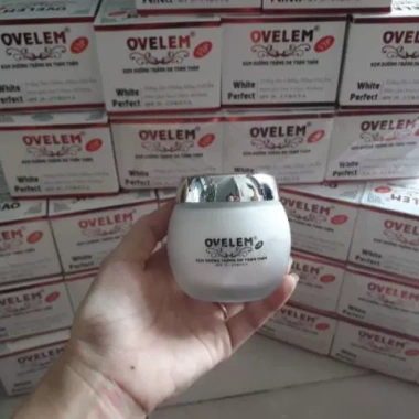 Kem Body Ovelem 120g - Dưỡng ẩm sâu, làm mịn da, giảm nhăn, giá 130.000đ 4 Kem Body Ovelem 120g - Dưỡng ẩm sâu, làm mịn da, giảm nhăn, giá 130.000đ 4
