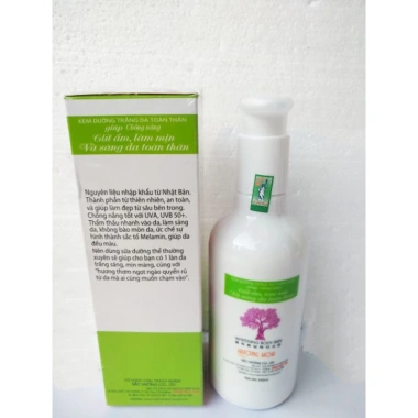 Kem body trắng da sắc hương hoa 300ml - Dưỡng ẩm, làm sáng, giá 110k giảm từ 137.5k