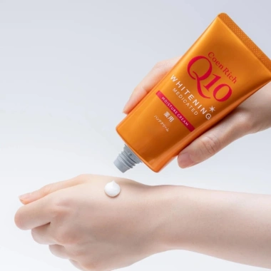 Kem cấp ẩm dưỡng trắng da tay Kosé CoenRich Q10 - Giá 139.000đ, dưỡng ẩm sâu, làm sáng da
