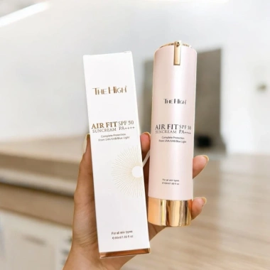 Kem chống nắng AirFit 50ml – Phổ rộng, nâng tone, sáng da, không nhờn, SPF50, giá ưu đãi 339k
