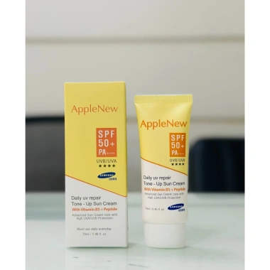 Kem chống nắng Applebee Daily SPF50 không nhờn, giảm giá 310.000đ bảo vệ da