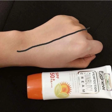 Kem Chống Nắng Benew Hàn Quốc Sunblock 50ml – Trắng Da, Kiềm Dầu, Dưỡng Toàn Thân 88k 4 Kem Chống Nắng Benew Hàn Quốc Sunblock 50ml – Trắng Da, Kiềm Dầu, Dưỡng Toàn Thân 88k 4