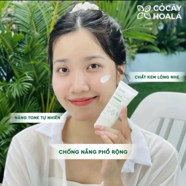 Kem Chống Nắng Bơ Nghệ Cỏ Cây Hoa Lá 30g – Kiềm Dầu, Nâng Tone Tự Nhiên, Da Mịn – Giá chỉ 189.000đ